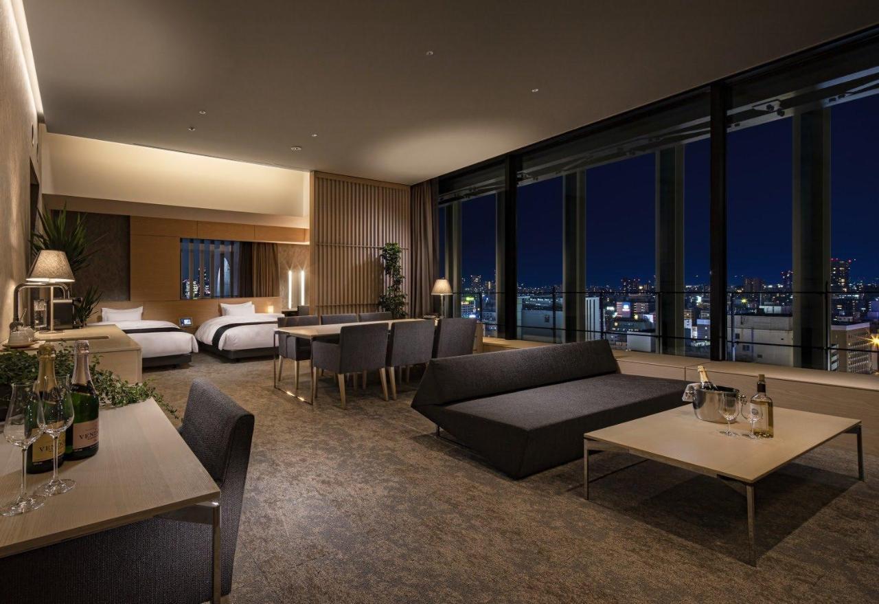 Hotel Royal Classic Osaka Dış mekan fotoğraf